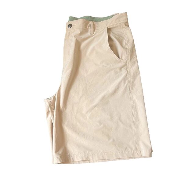 Free Fly Men's Shorts Size 38 Beige Tan Stretch Performance Hybrid Casual Golf - Picture 4 of 7